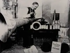 Lionel Mapleson with Edison Home Phonograph ca. 1901-1903 NYPL